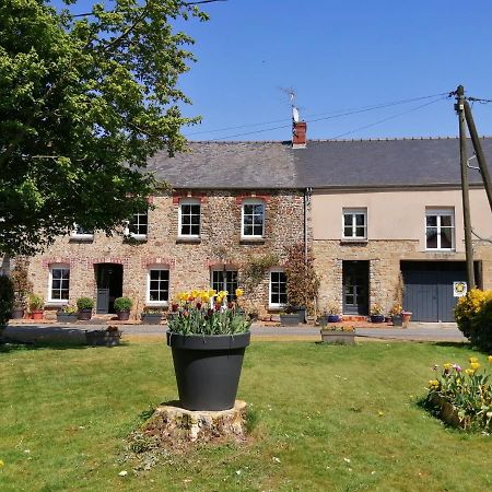 Chambres D'Hotes - La Sennelee Vessey Esterno foto